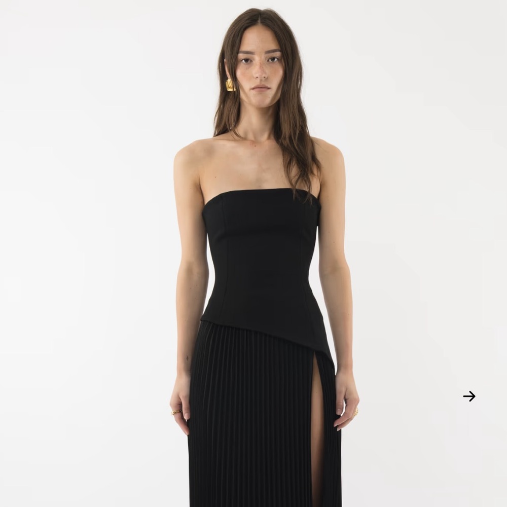 Arakii dress in size XS